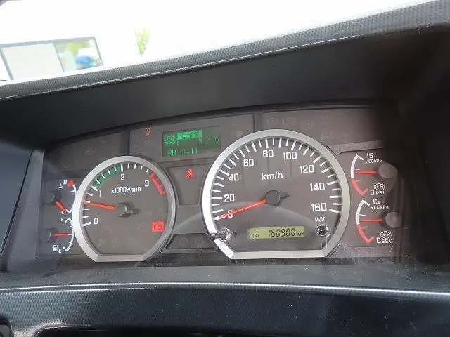 いすゞ フォワード TKG-FRR90S2(2WD)の写真15