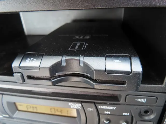 いすゞ フォワード TKG-FRR90S2(2WD)の写真20