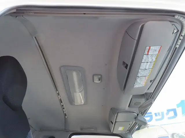 いすゞ フォワード TKG-FRR90S2(2WD)の写真23