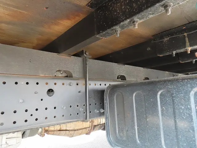 いすゞ フォワード TKG-FRR90S2(2WD)の写真47