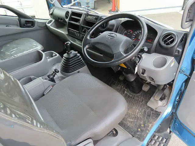 日野 デュトロ TKG-XZU700X(2WD)の写真8