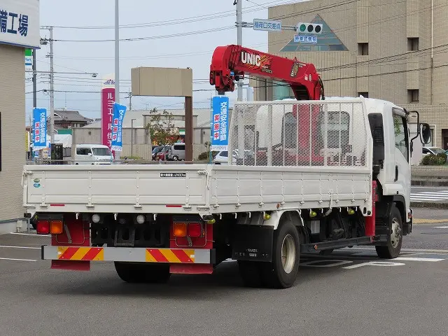 いすゞ フォワード 2RG-FRR90S2(2WD)の写真3