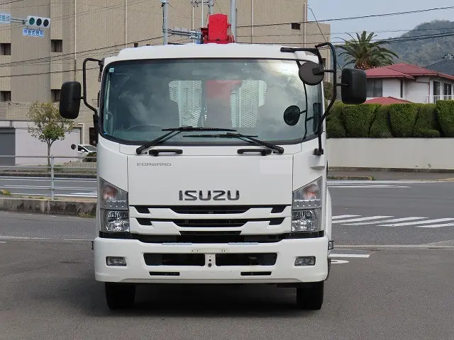 いすゞ フォワード 2RG-FRR90S2(2WD)の写真6