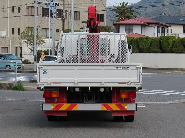 いすゞ フォワード 2RG-FRR90S2(2WD)の写真8