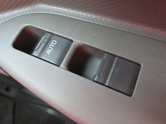 いすゞ フォワード 2RG-FRR90S2(2WD)の写真21