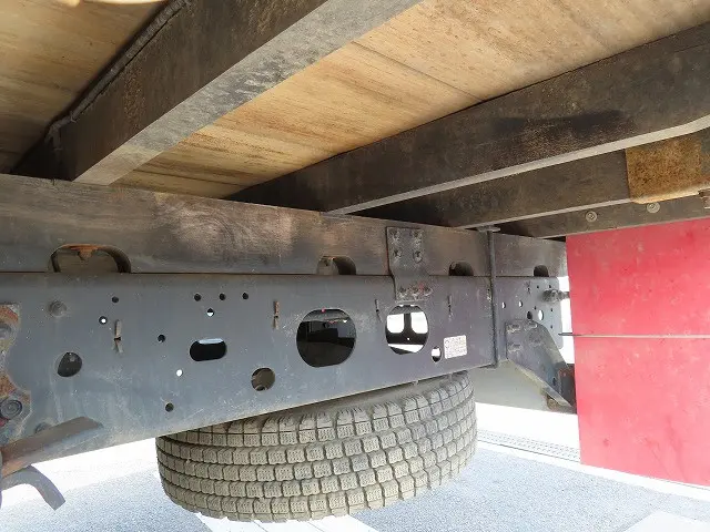 いすゞ フォワード 2RG-FRR90S2(2WD)の写真46