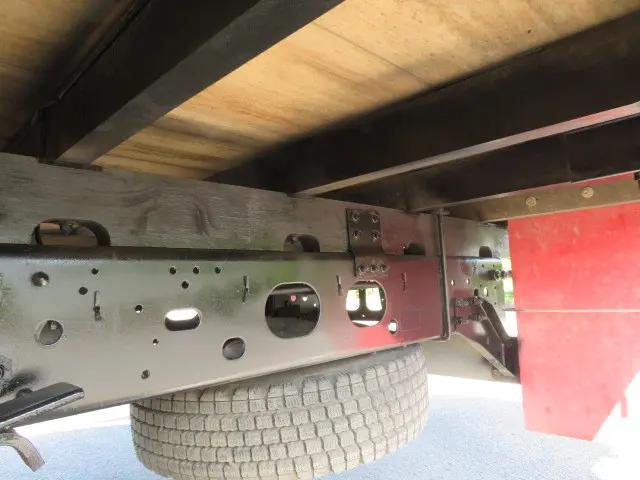 いすゞ フォワード 2RG-FRR90S2(2WD)の写真46