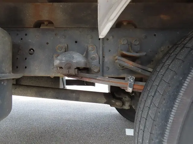 いすゞ フォワード 2RG-FRR90S2(2WD)の写真48