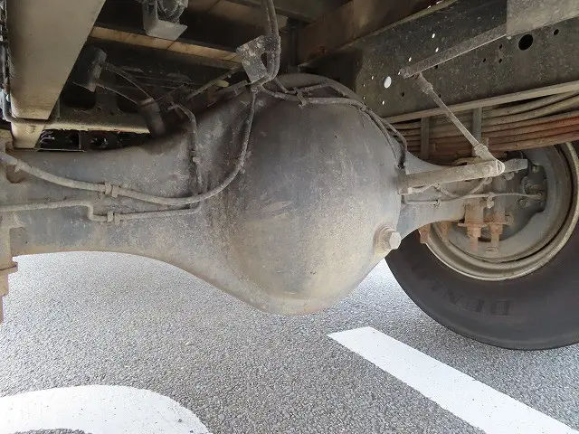 いすゞ フォワード 2RG-FRR90S2(2WD)の写真49