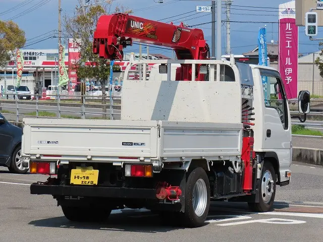 いすゞ エルフ TRG-NKR85A(2WD)の写真3