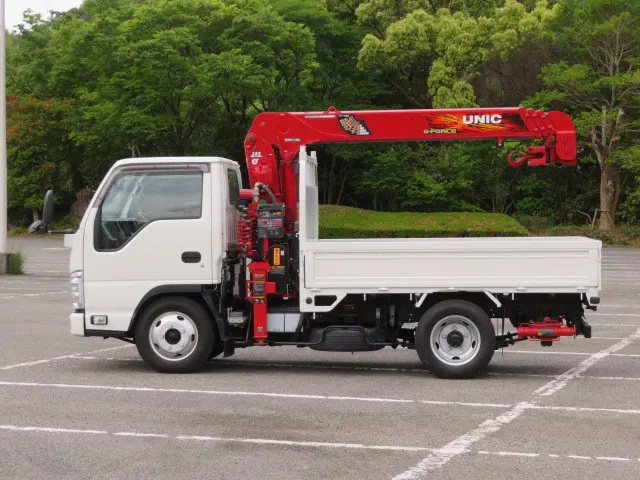 いすゞ エルフ TRG-NKR85A(2WD)の写真4