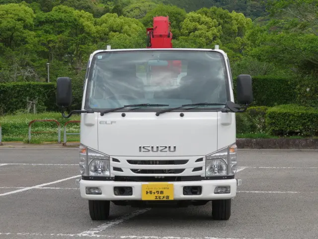 いすゞ エルフ TRG-NKR85A(2WD)の写真6