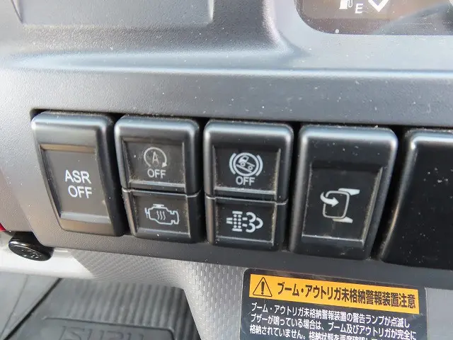 いすゞ エルフ TRG-NKR85A(2WD)の写真17