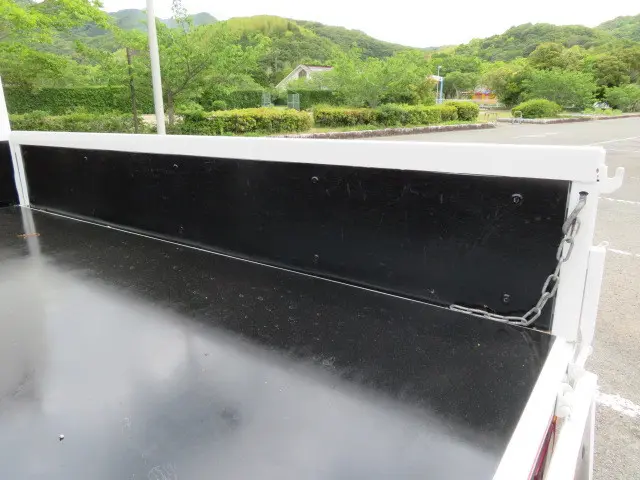 いすゞ エルフ TRG-NKR85A(2WD)の写真23