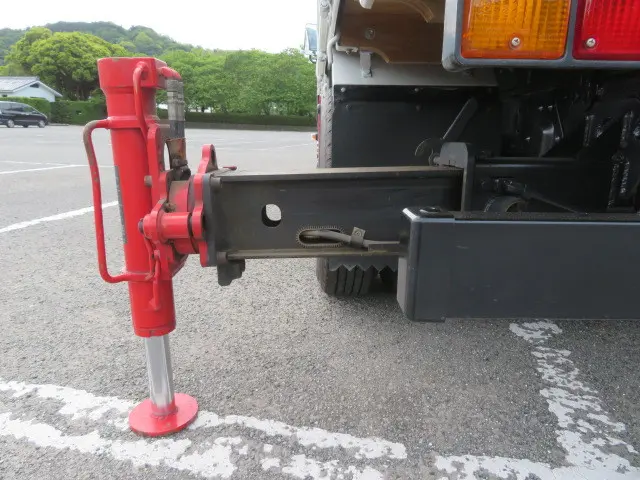 いすゞ エルフ TRG-NKR85A(2WD)の写真31