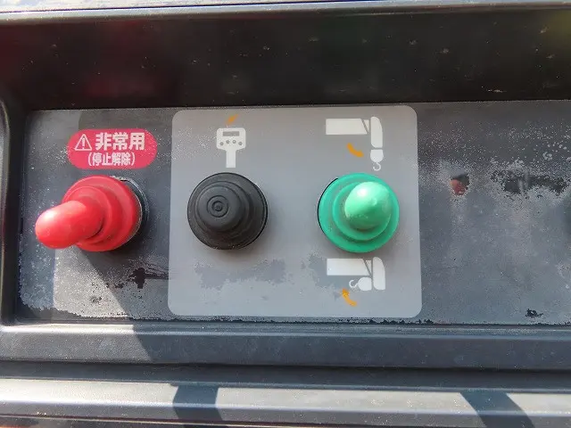 いすゞ エルフ TRG-NKR85A(2WD)の写真37