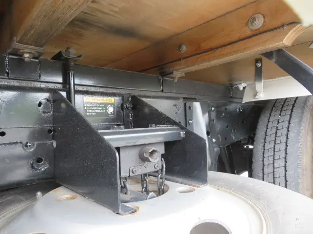 いすゞ エルフ TRG-NKR85A(2WD)の写真44