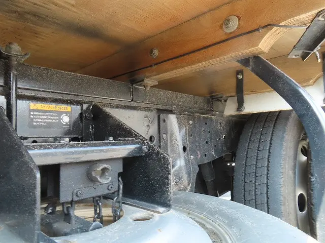 いすゞ エルフ TRG-NKR85A(2WD)の写真46