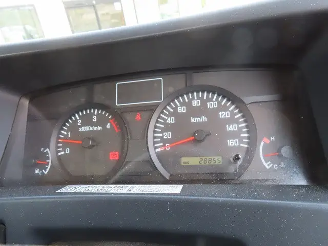 いすゞ エルフ SKG-NPR85YN(2WD)の写真12