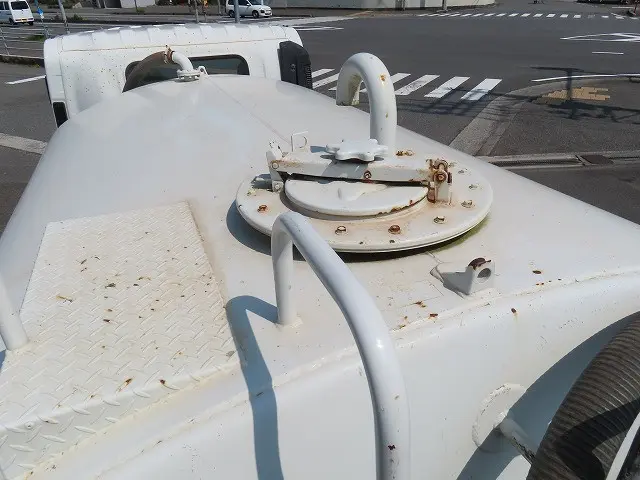 いすゞ エルフ SKG-NPR85YN(2WD)の写真24