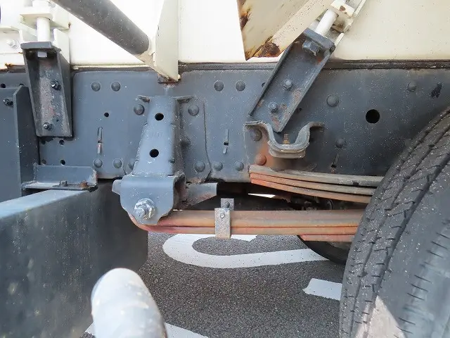 いすゞ エルフ SKG-NPR85YN(2WD)の写真45