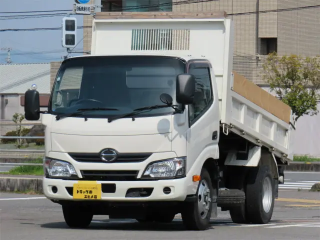 日野 デュトロ TKG-XZU620T(2WD)の写真1