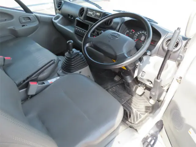 日野 デュトロ TKG-XZU620T(2WD)の写真4