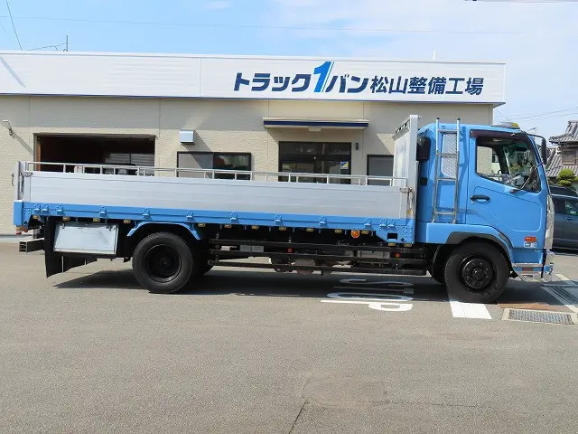 三菱 ファイター QKG-FK62FZ(2WD)の写真4