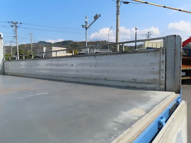 三菱 ファイター QKG-FK62FZ(2WD)の写真27