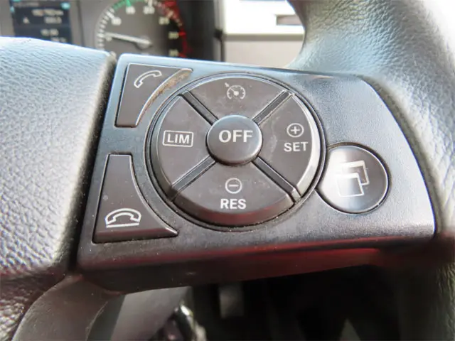 三菱 ファイター 2DG-FQ62F(6x4)の写真18