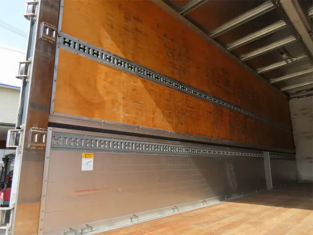 三菱 ファイター 2DG-FQ62F(6x4)の写真26