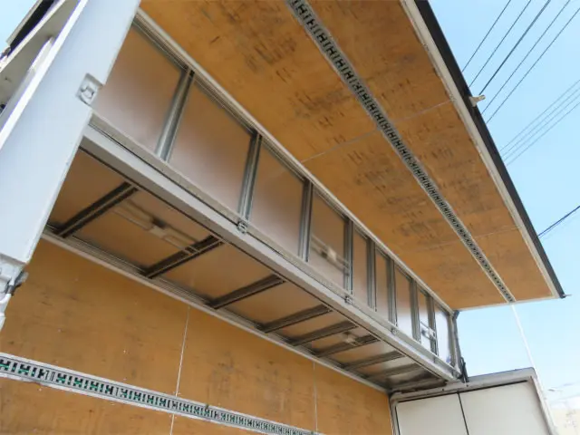 三菱 ファイター 2DG-FQ62F(6x4)の写真31