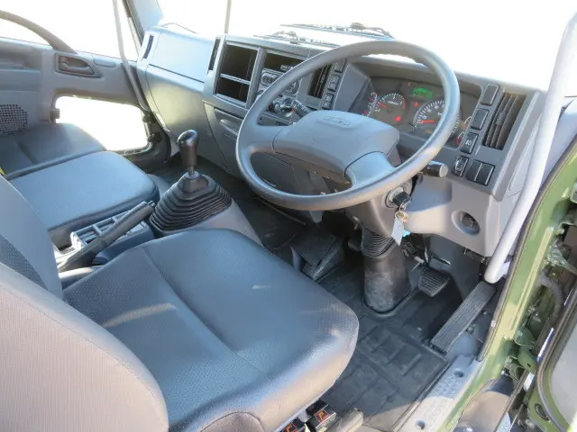 いすゞ フォワード TKG-FRR90S1(2WD)の写真12