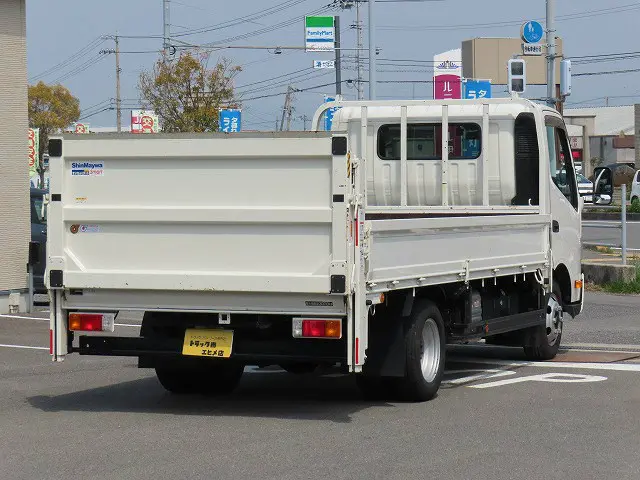 日野 デュトロ 2RG-XZU712M(2WD)の写真2