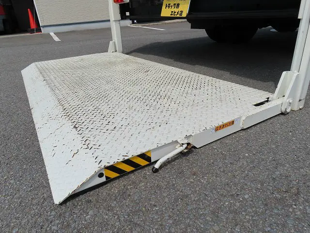 日野 デュトロ 2RG-XZU712M(2WD)の写真32