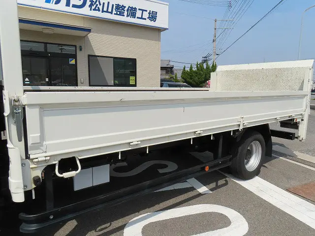 日野 デュトロ 2RG-XZU712M(2WD)の写真33