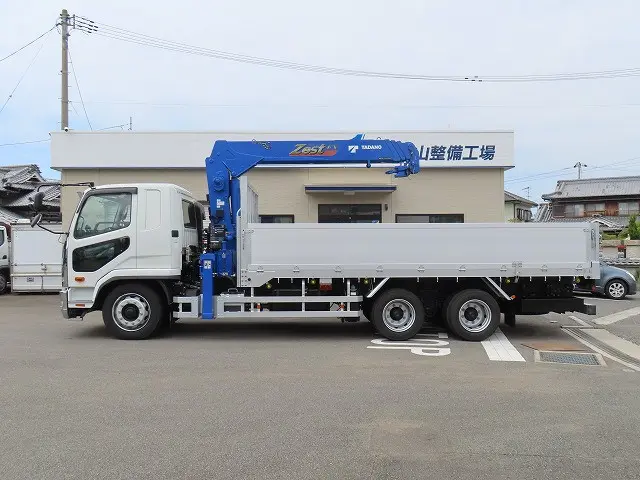 三菱 ファイター 2DG-FQ62F(6x4)の写真3