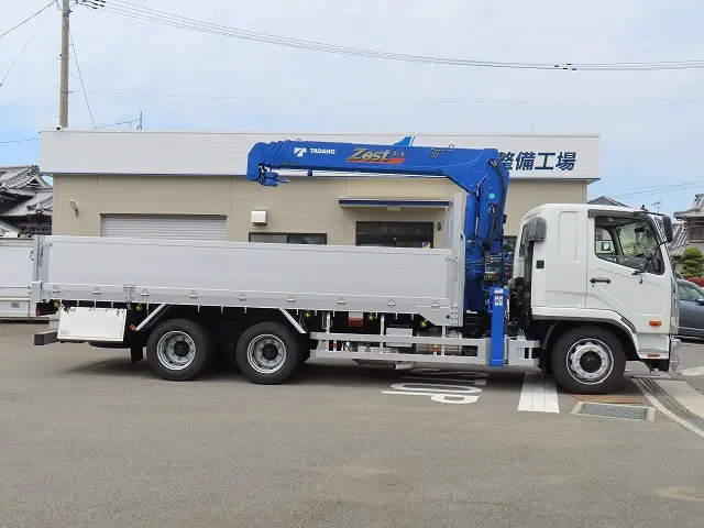 三菱 ファイター 2DG-FQ62F(6x4)の写真4