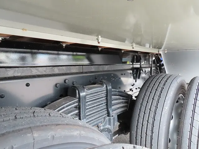 三菱 ファイター 2DG-FQ62F(6x4)の写真46