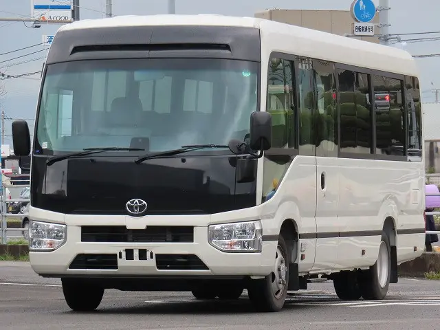 トヨタ コースター 2DG-XZB70(2WD)の写真1