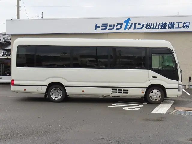 トヨタ コースター 2DG-XZB70(2WD)の写真4