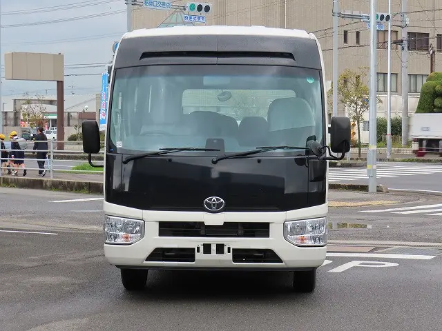 トヨタ コースター 2DG-XZB70(2WD)の写真6