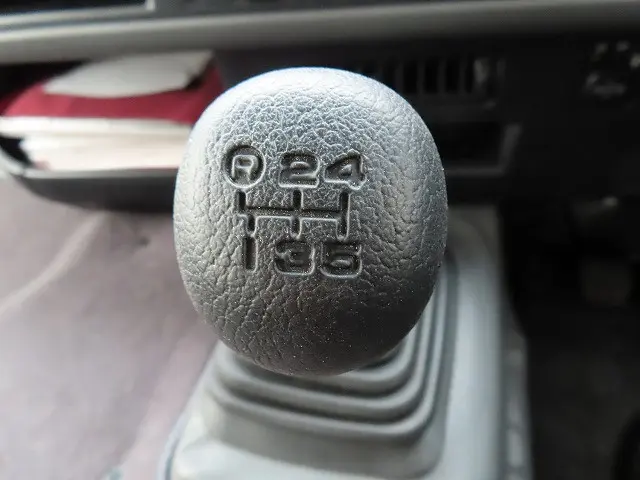 トヨタ コースター 2DG-XZB70(2WD)の写真14