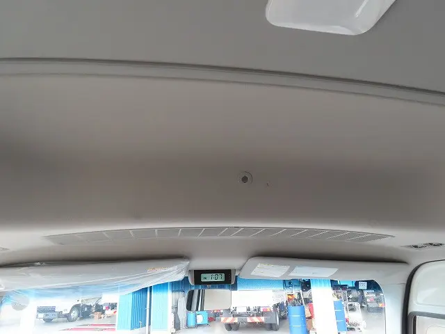 トヨタ コースター 2DG-XZB70(2WD)の写真20