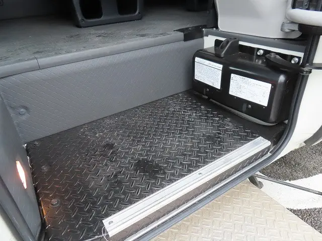トヨタ コースター 2DG-XZB70(2WD)の写真27