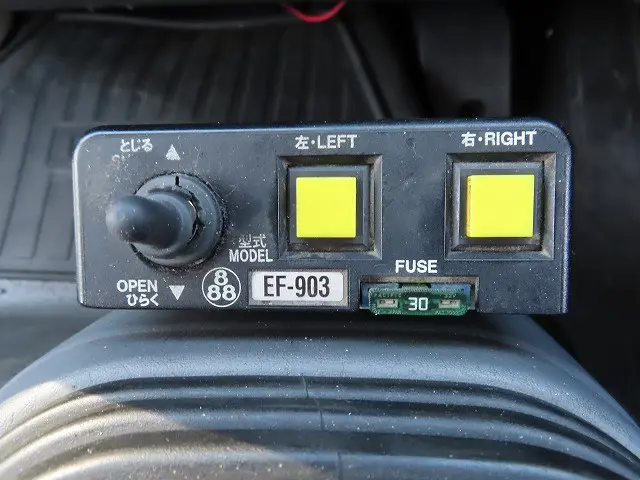 いすゞ フォワード LPG-FTR90S2(2WD)の写真23