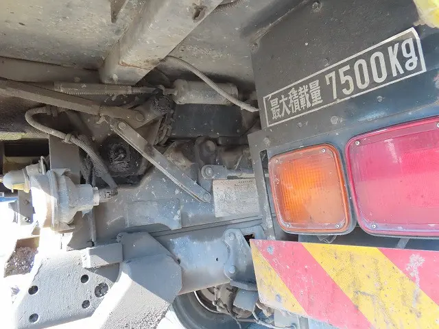 いすゞ フォワード LPG-FTR90S2(2WD)の写真42