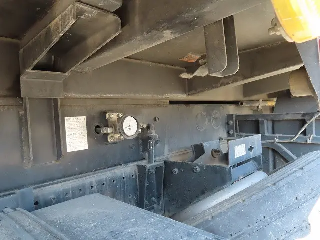 いすゞ フォワード LPG-FTR90S2(2WD)の写真42