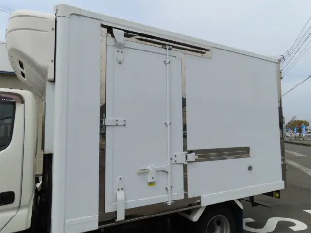 日野 デュトロ 2RG-XZU605M(2WD)の写真32