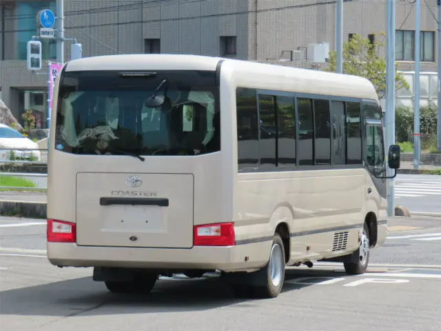 トヨタ コースター SDG-XZB70(2WD)の写真3